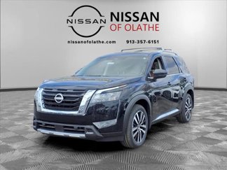 New 2025 Nissan Pathfinder Platinum image 1