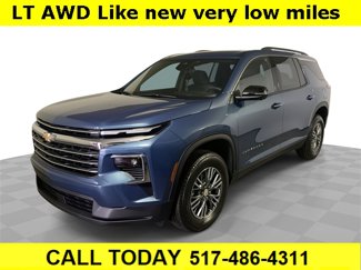 Used 2025 Chevrolet Traverse LT w/ Driver Confidence Package image 1