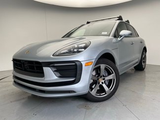 Used 2025 Porsche Macan image 1