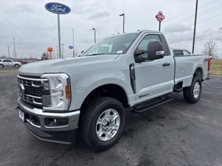 New 2025 Ford F350 XLT image 1