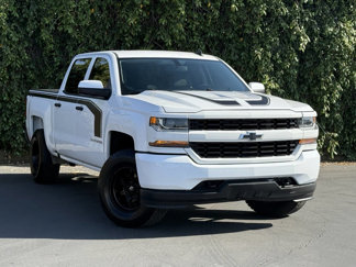 Used 2018 Chevrolet Silverado 1500 Custom w/ Custom Value Package image 1