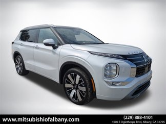 New 2025 Mitsubishi Outlander SEL image 1
