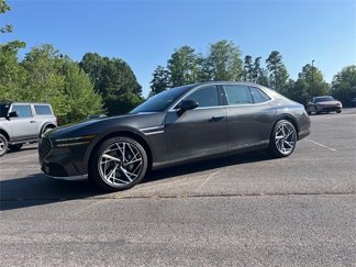 Used 2024 Genesis G90 3.5T image 1