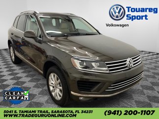 Used 2016 Volkswagen Touareg Sport image 1