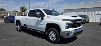 Used 2024 Chevrolet Silverado 3500 LT image 1