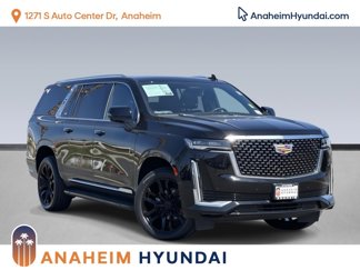 Used 2023 Cadillac Escalade ESV Luxury image 1