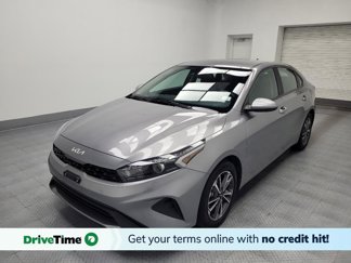 Used 2023 Kia Forte LXS image 1