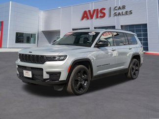 Used 2023 Jeep Grand Cherokee L Laredo image 1
