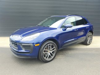 Certified 2025 Porsche Macan image 1