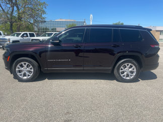 Used 2022 Jeep Grand Cherokee L Limited w/ Luxury Tech Group II image 1
