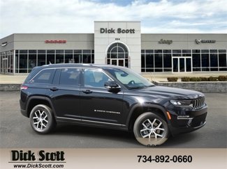 New 2025 Jeep Grand Cherokee Overland w/ Luxury Tech Group IV image 1