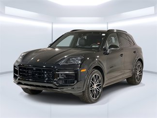 New 2025 Porsche Cayenne image 1