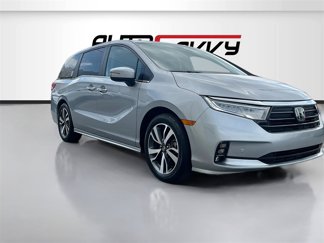 Used 2024 Honda Odyssey Touring image 1