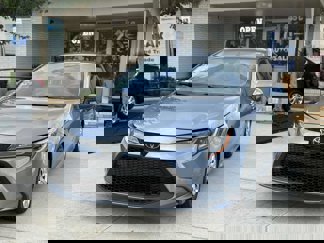 Used 2020 Toyota Corolla LE image 1