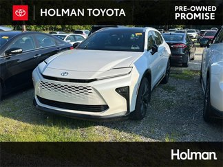 Certified 2025 Toyota Crown Signia image 1