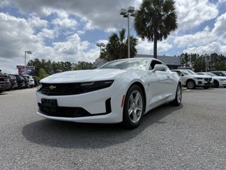 Used 2023 Chevrolet Camaro LT image 1