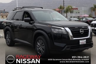 New 2025 Nissan Pathfinder SV image 1