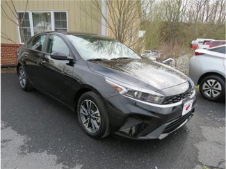Used 2023 Kia Forte LXS image 1