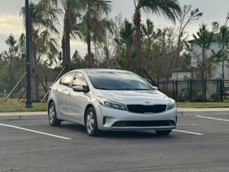 Used 2017 Kia Forte LX image 1