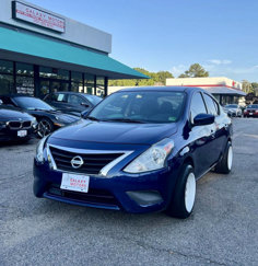 Used 2018 Nissan Versa SV image 1