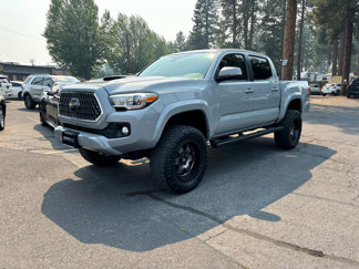 Used 2018 Toyota Tacoma TRD Sport image 1
