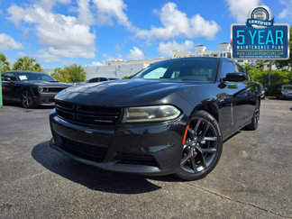 Used 2021 Dodge Charger SXT w/ Blacktop Package image 1