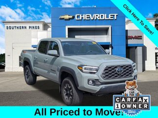 Used 2023 Toyota Tacoma SR image 1