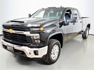 New 2025 Chevrolet Silverado 3500 LT w/ Safety Package image 1