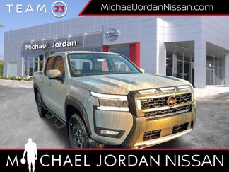 New 2025 Nissan Frontier PRO-4X w/ Pro Premium Package image 1