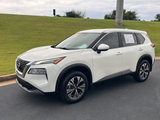 Used 2023 Nissan Rogue SV image 1