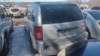 Used 2008 Chrysler Town & Country Touring image 1