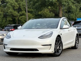 Used 2021 Tesla Model 3 Standard Range Plus image 1