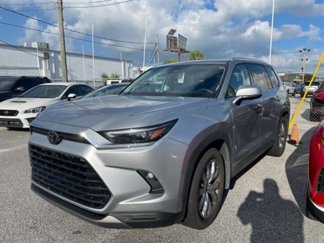 Used 2024 Toyota Grand Highlander FWD image 1