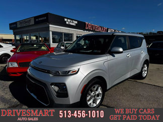 Used 2020 Kia Soul S image 1