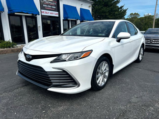 Used 2022 Toyota Camry LE image 1