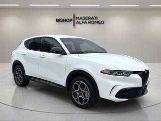 New 2025 Alfa Romeo Tonale w/ Premium Package image 1