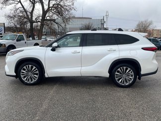 Used 2021 Toyota Highlander Platinum image 1