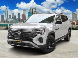 New 2025 Volkswagen Atlas Peak Edition SE image 1