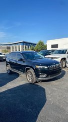 Used 2019 Jeep Cherokee Latitude Plus w/ Cold Weather Group image 1