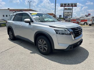 Certified 2022 Nissan Pathfinder SV image 1