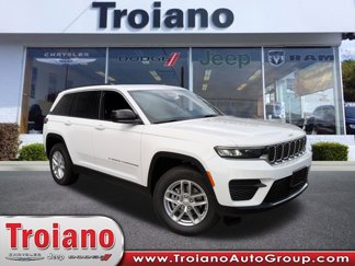 New 2025 Jeep Grand Cherokee Laredo X image 1