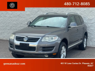 Used 2010 Volkswagen Touareg TDI image 1