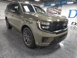 New 2025 Ford Expedition Platinum image 1