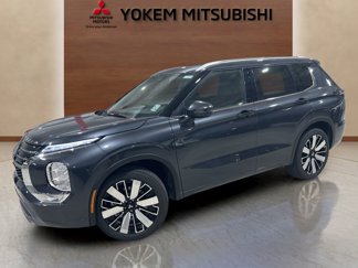 New 2025 Mitsubishi Outlander SEL image 1