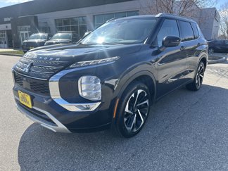 Used 2022 Mitsubishi Outlander SEL image 1