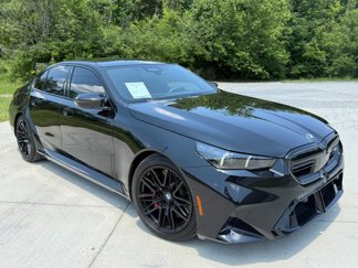 Used 2025 BMW M5 w/ Executive Package image 1