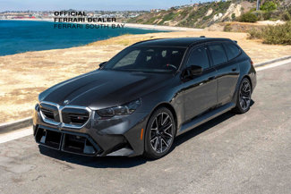 Used 2025 BMW M5 Touring image 1