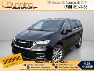 New 2026 Chrysler Pacifica Select image 1