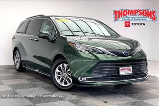 Used 2023 Toyota Sienna XLE image 1