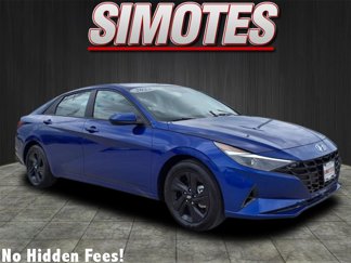 Used 2023 Hyundai Elantra Blue image 1